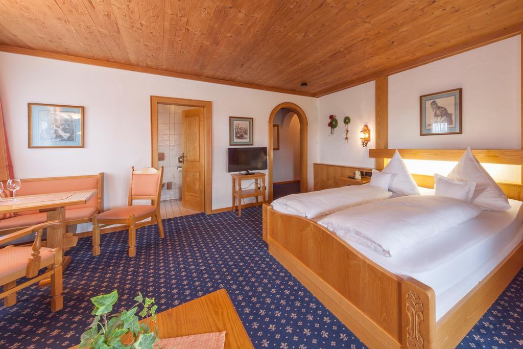 Hotel Alpina Hagnau Eksteriør bilde