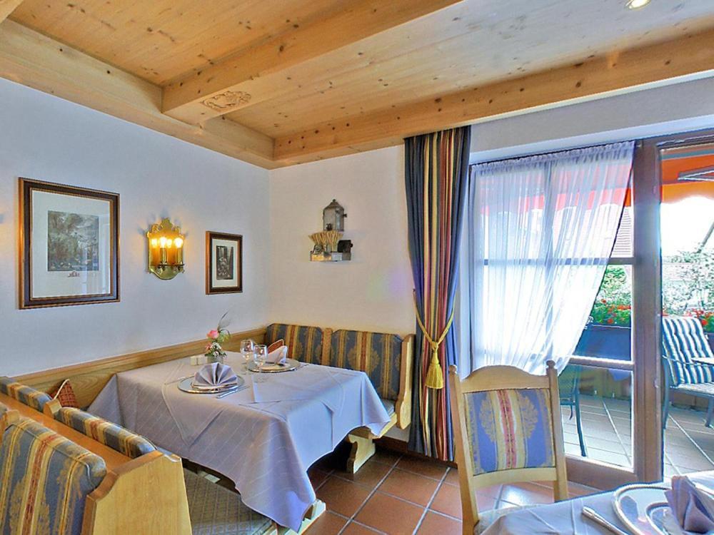Hotel Alpina Hagnau Eksteriør bilde