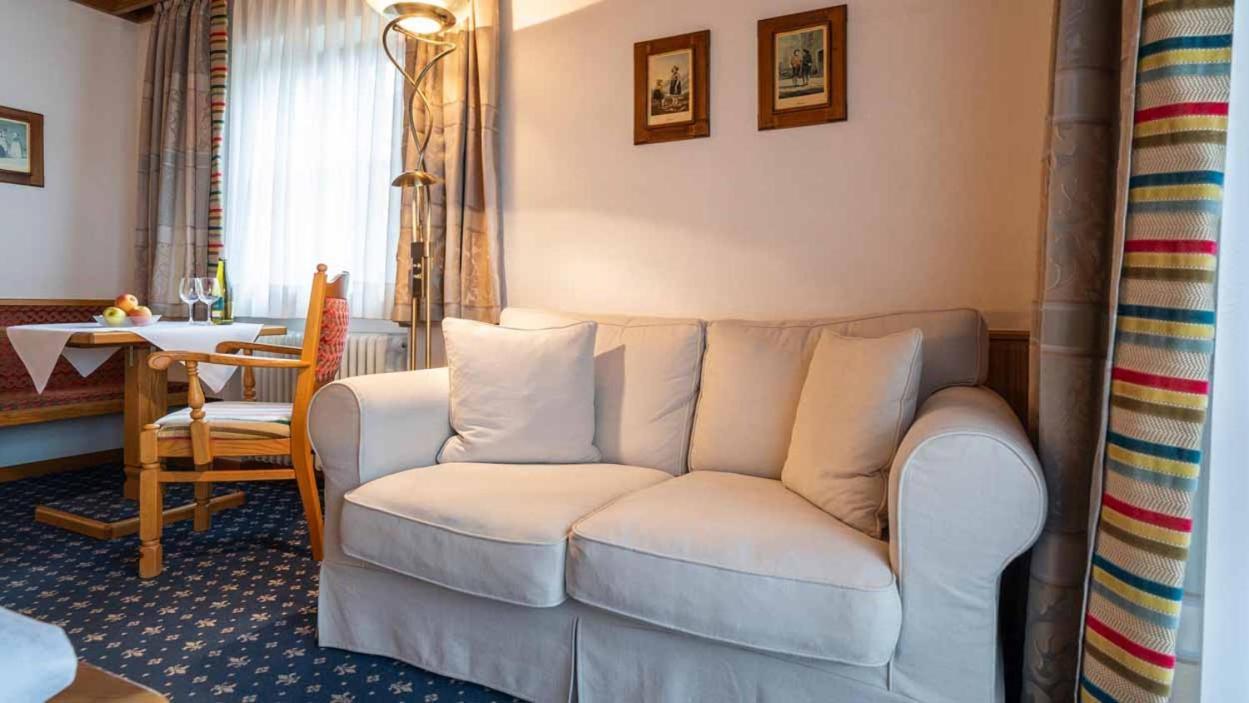 Hotel Alpina Hagnau Eksteriør bilde