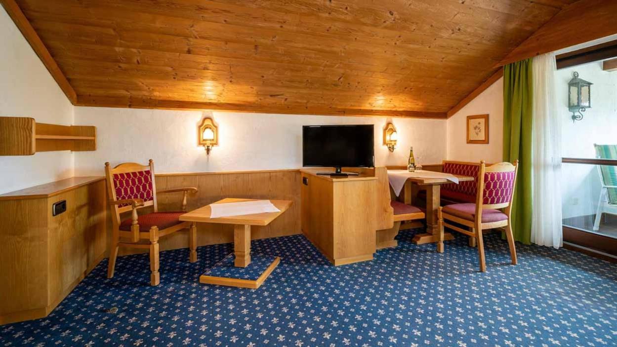 Hotel Alpina Hagnau Eksteriør bilde