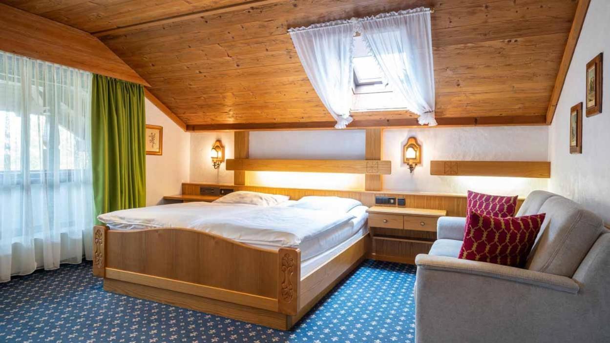 Hotel Alpina Hagnau Eksteriør bilde