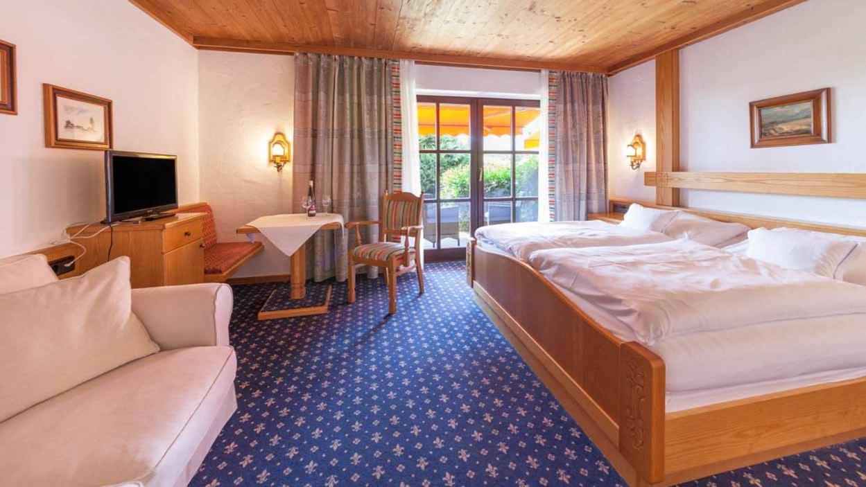 Hotel Alpina Hagnau Eksteriør bilde