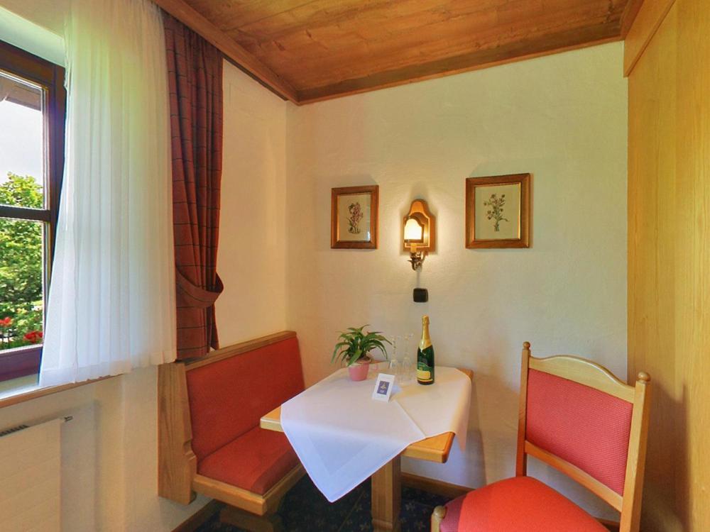 Hotel Alpina Hagnau Rom bilde