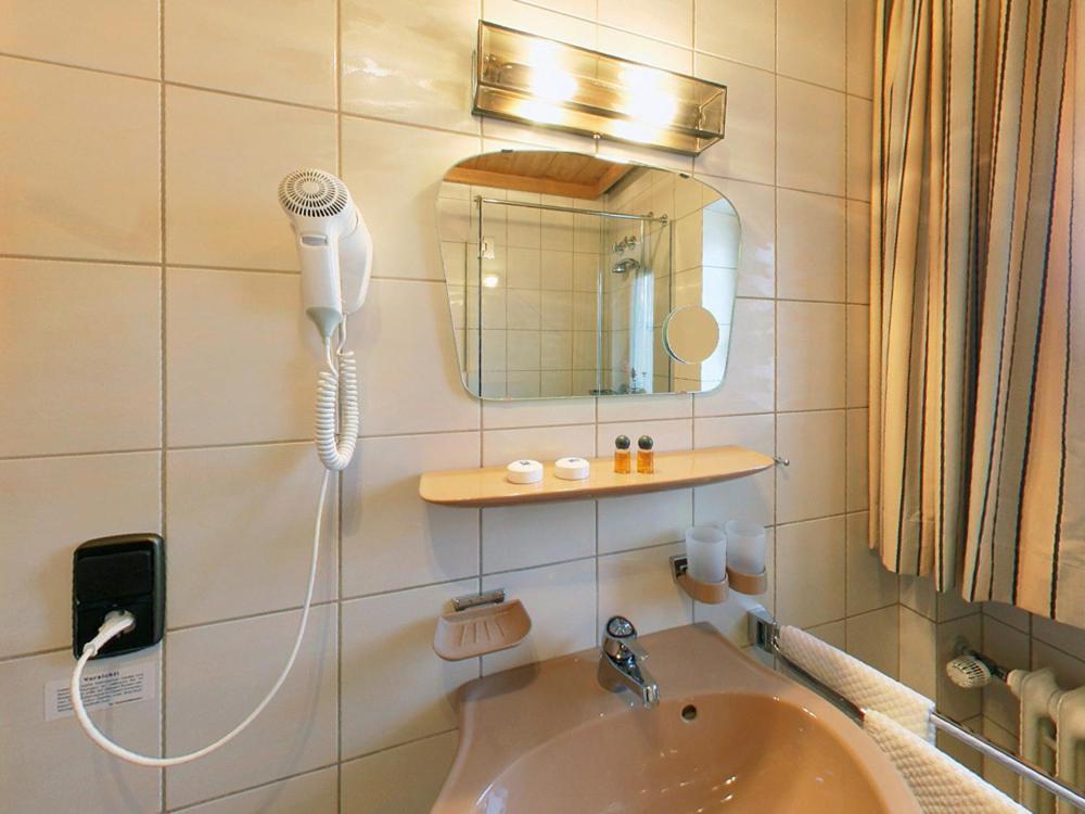 Hotel Alpina Hagnau Rom bilde