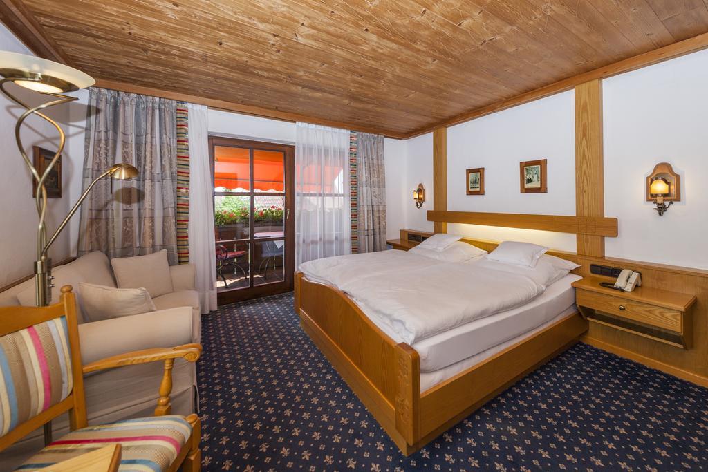 Hotel Alpina Hagnau Eksteriør bilde