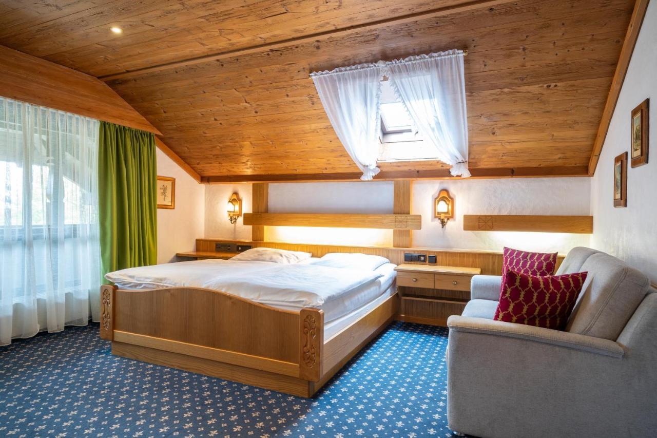Hotel Alpina Hagnau Eksteriør bilde