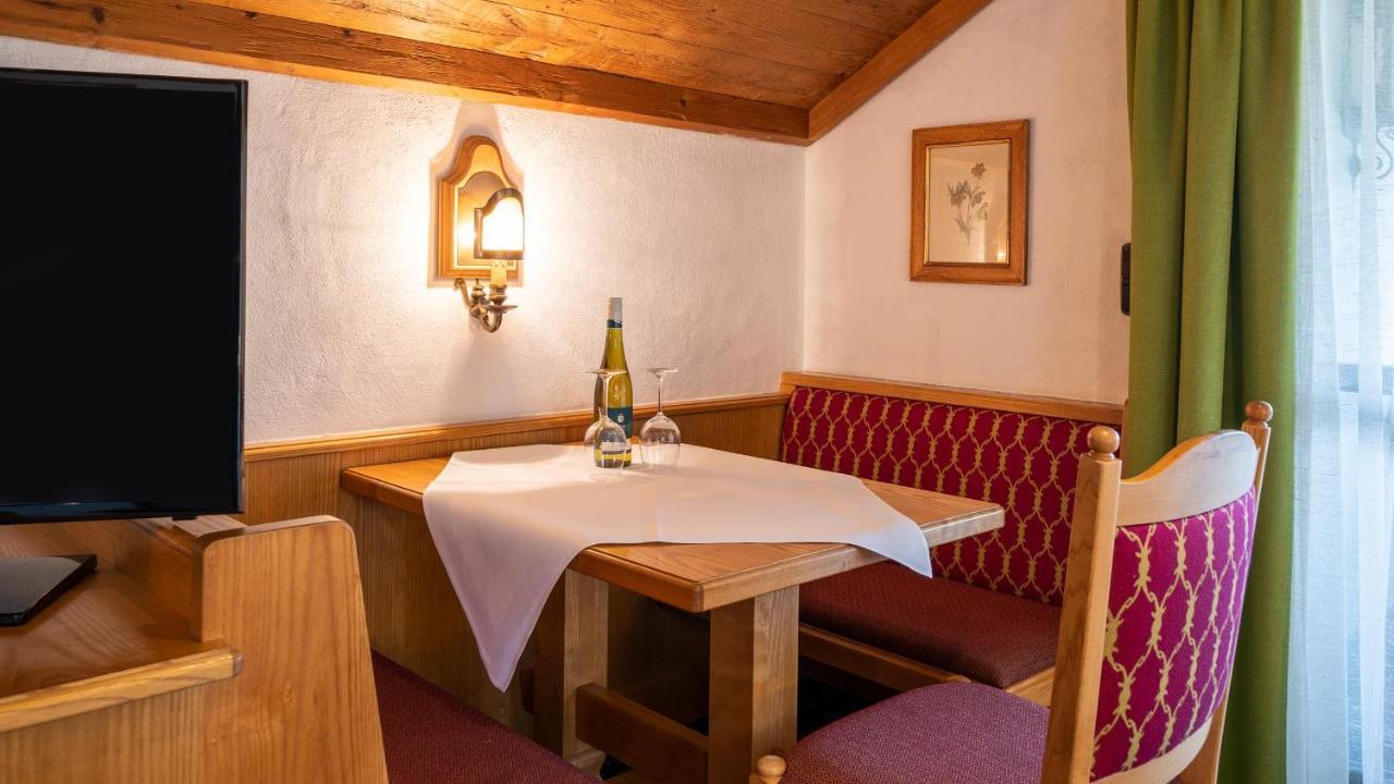 Hotel Alpina Hagnau Eksteriør bilde