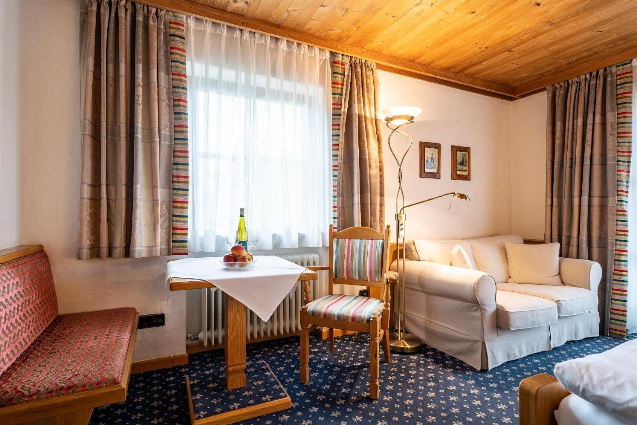 Hotel Alpina Hagnau Eksteriør bilde